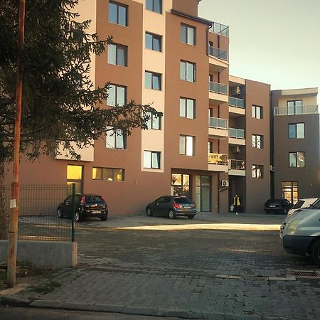 Kalina Apartment Kazanlak Ngoại thất bức ảnh