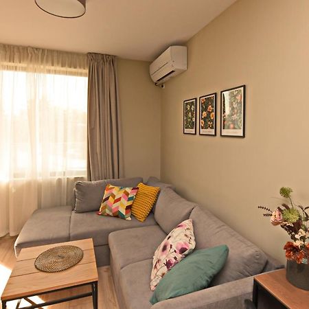 Kalina Apartment Kazanlak Ngoại thất bức ảnh