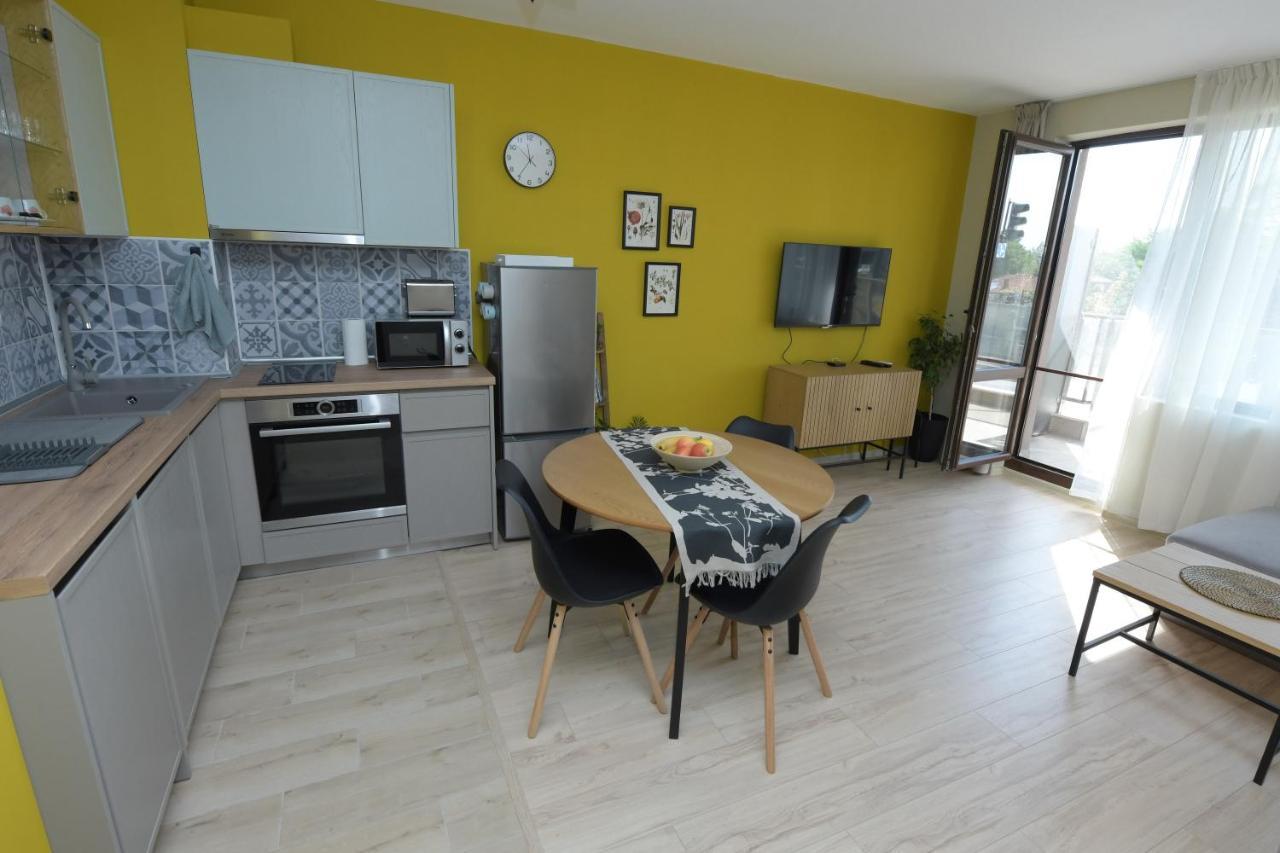 Kalina Apartment Kazanlak Ngoại thất bức ảnh